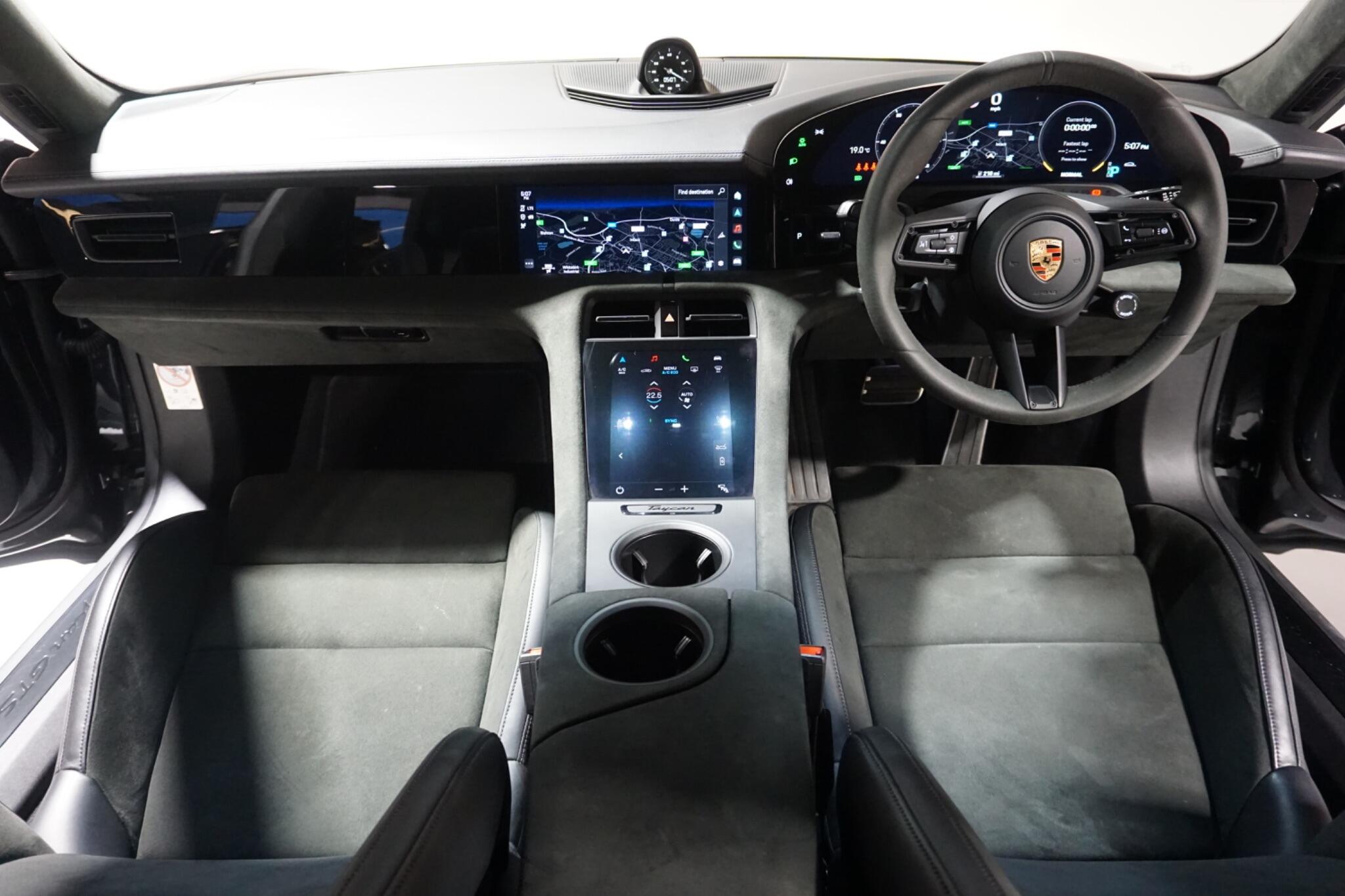 Porsche Taycan Performance Plus 93.4kWh GTS Sport Turismo 5dr Electric Auto 4WD (11kW Charger) (598 ps)